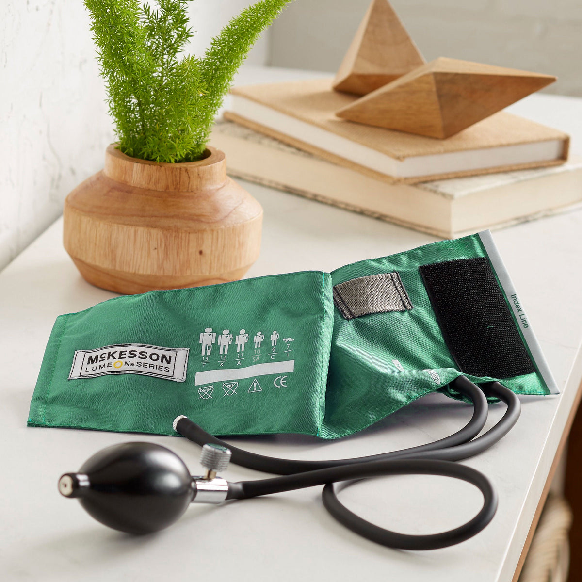 McKesson Lumeon™ Blood Pressure Cuff and Bulb, Small Cuff, 13.9 – 19.5 cm, Child