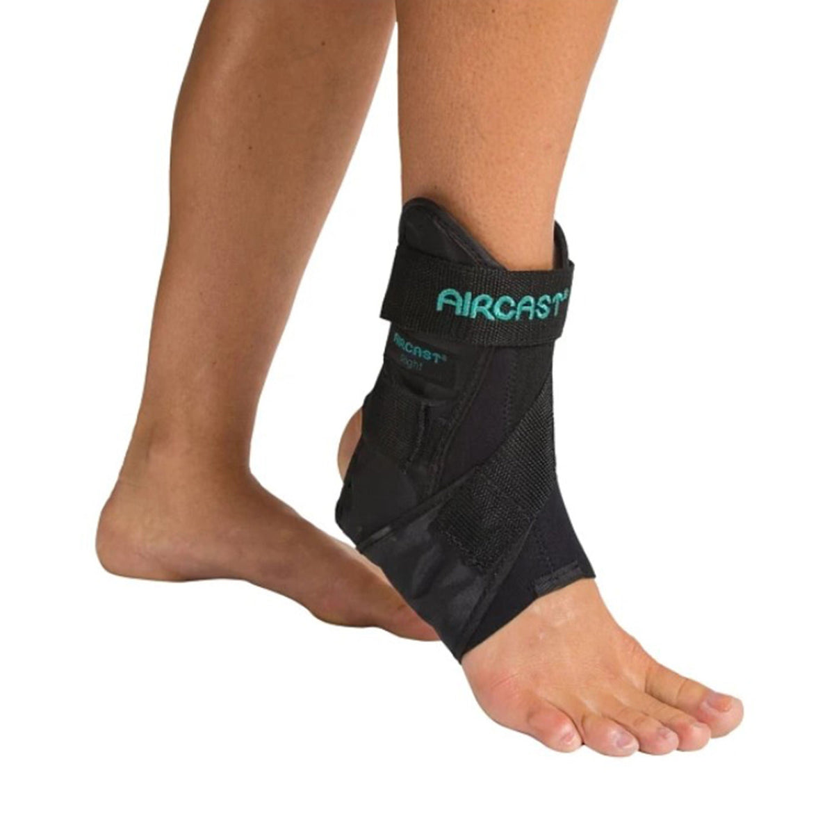 Aircast® Airsport™ Right Ankle Support, Large, EA/1